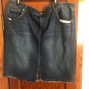 26w Ava and Viv Jean skirt